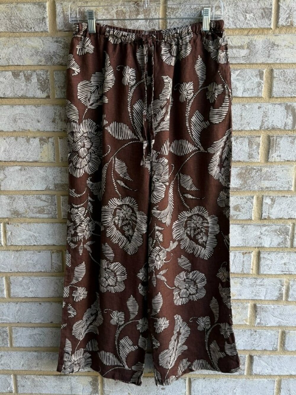 Victoria's Secret 100% Linen Vintage Brown/Beige Floral Crop Pants Size M